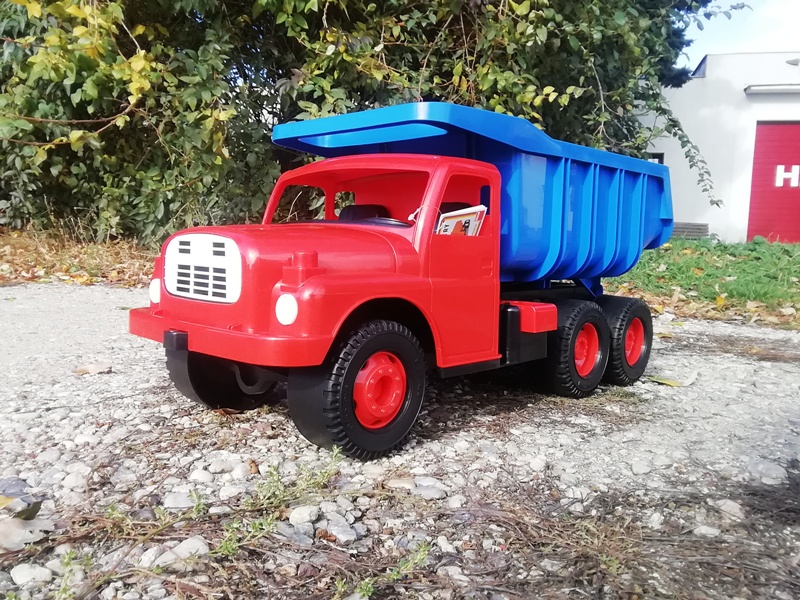 Tatra 148, modro-červená sklápěčka -velká
